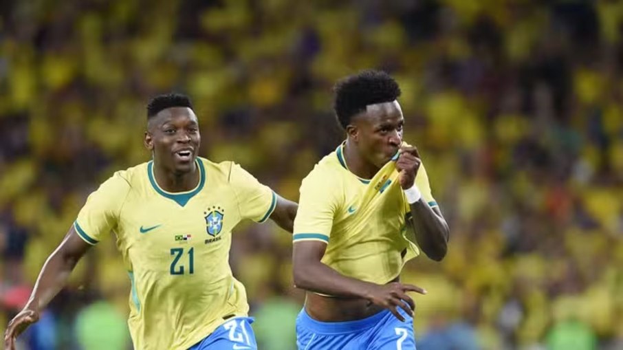 Seleção passeia contra o Panamá e faz festa no adeus rumo à Copa Seleção passeia contra o Panamá e faz festa no adeus rumo à Copa