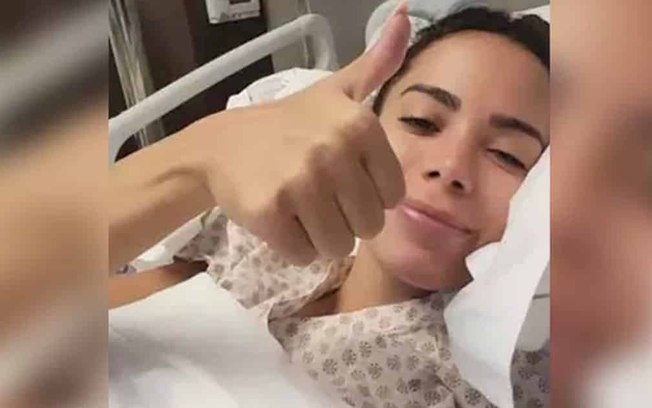 Anitta segue internada e médicos dizem que não há complicações com a artista