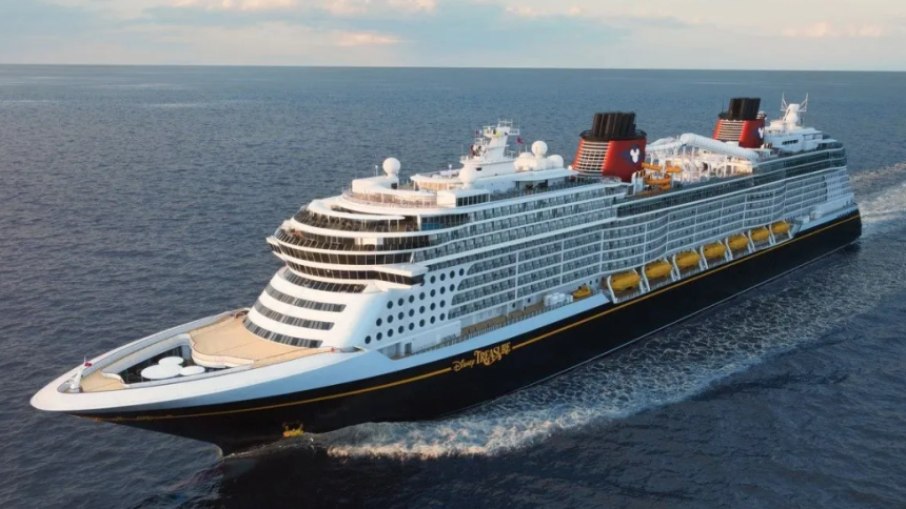O Disney Treasure partirá em dezembro de 2024 e navio é 'irmão' do Disney Wish