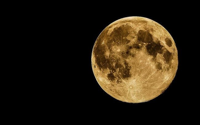 Superlua de abril 2025: quando ocorre e como usar essa força a seu favor