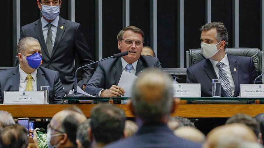 Bolsonaro em cerimônia de abertura do ano legislativo