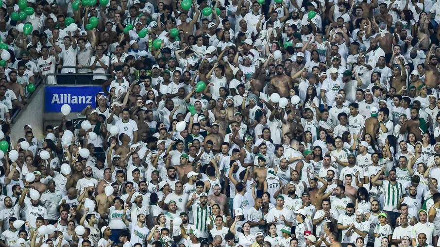 Palmeiras deve bater marca de 8 milhões de torcedores no Allianz Palmeiras deve bater marca de 8 milhões de torcedores no Allianz