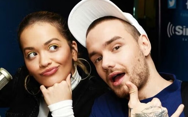 Rita Ora ‘trava’ ao cantar música em parceria com Liam Payne no Japão