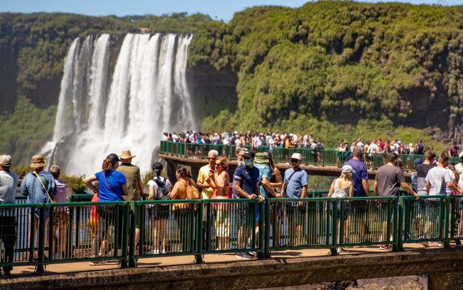 Foz do Iguaçu registra recorde de turistas após pandemia