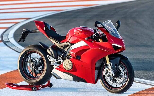 Ducati Panigale V4 S: Super moto para as ruas traz equipamentos e acerto pensado para fazer bonito na pista