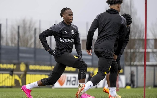 Jogadores do Borussia Dortmund durante treinamento da equipe - Foto: Divulgação/Borussia Dortmund