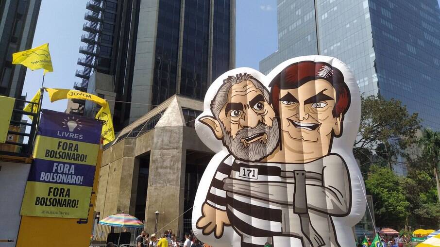 Manifestantes se concentraram na Avenida Paulista 