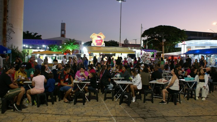 Calendário de feiras noturnas é ampliado em Vinhedo