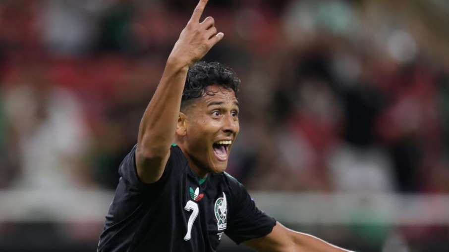 Luis Romo marcou o gol decisivo do confronto Luis Romo marcou o gol decisivo do confronto