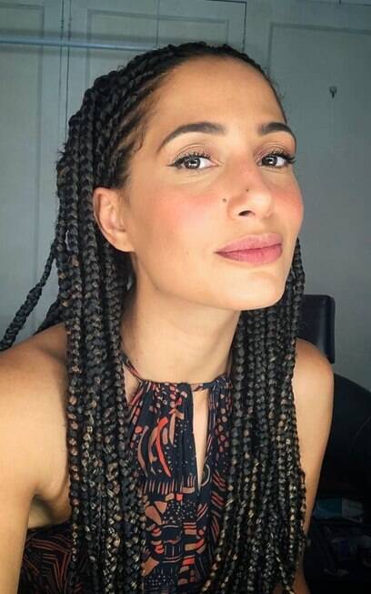 Camila Pitanga compartilhou foto do novo visual com box braids na quarta-feira (9) em sua conta no Instagram Camila Pitanga