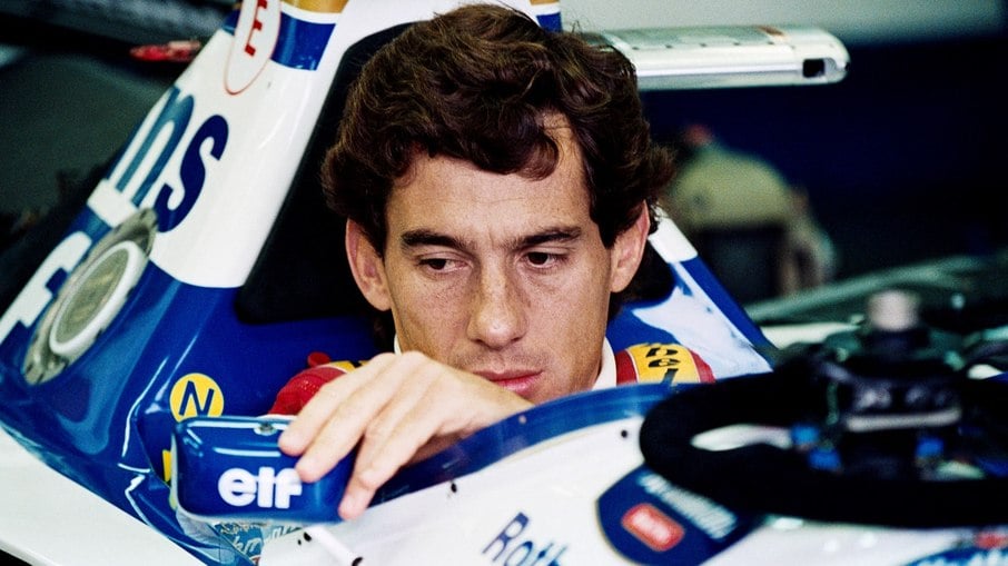 Ayrton Senna havia pedido planejava homenagem antes de acidente fatal, diz Galvão Bueno
