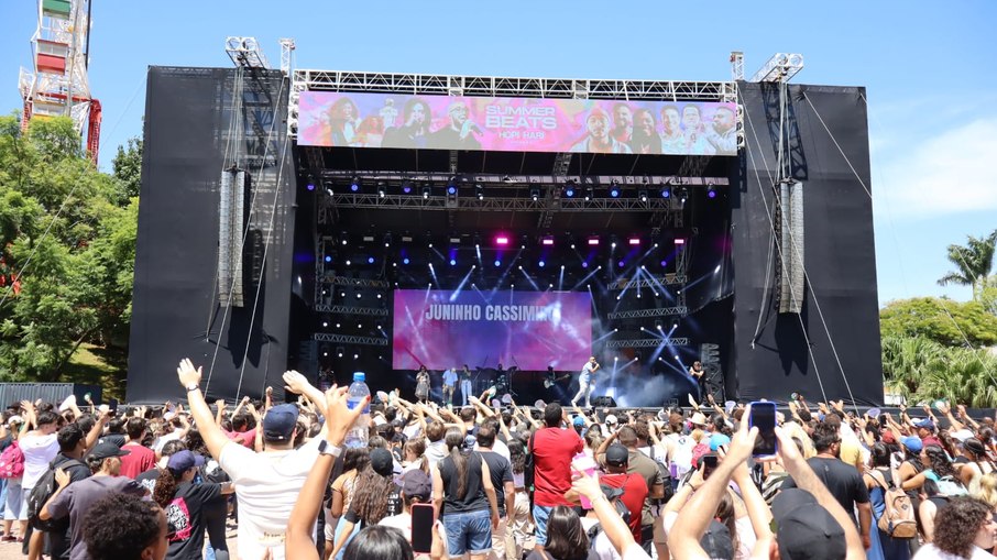 Juninho  Cassimiro foi a primeira atração do festival musical