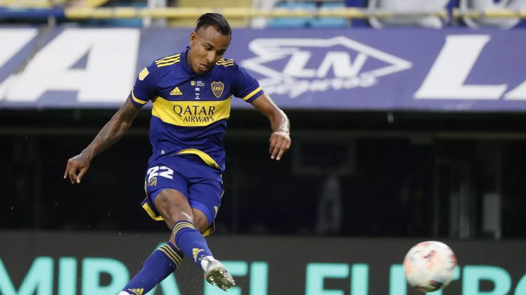 Torcedoras do River Plate repudiam sondagem por jogador condenado