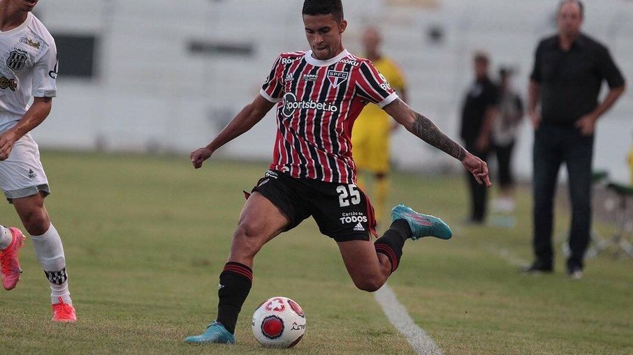 Rodrigo Nestor está na mira do Botafogo