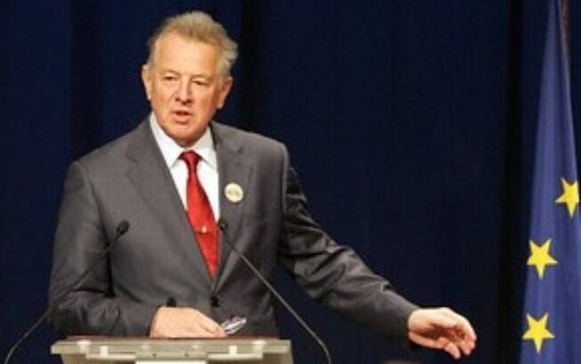 Pal Schmitt renunciou em 2012. Pal Schmitt renunciou em 2012.