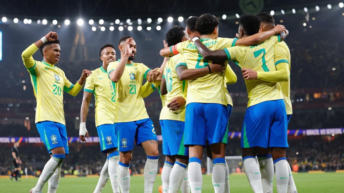 Ancelotti se Derrete por Estevão: 'Incrível' e o Futuro da Seleção Brasileira!