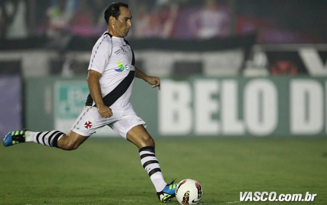 Ex-jogadores e treinador com trajetória no futebol disputam cargos nas eleições de 2026 Ex-jogadores e treinador com trajetória no futebol disputam cargos nas eleições de 2026