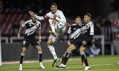 Brasileirão volta esvaziado e com briga de gigantes contra o Z4