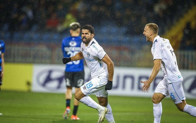 Diego Costa marca o gol da vitória do Grêmio sobre o Huachipato, fora de casa