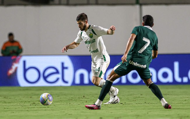 Goiás e Cuiabá se enfrentaram nesta quinta-feira, em Goiânia, pela Copa do Brasil