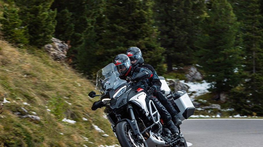 Ducati lança Multistrada V4 Rally com mais autonomia e pacotes avançados para o off-road