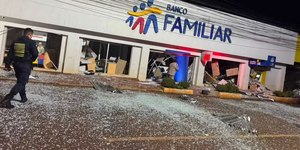 Bancos são alvo de mega-assalto no Paraguai