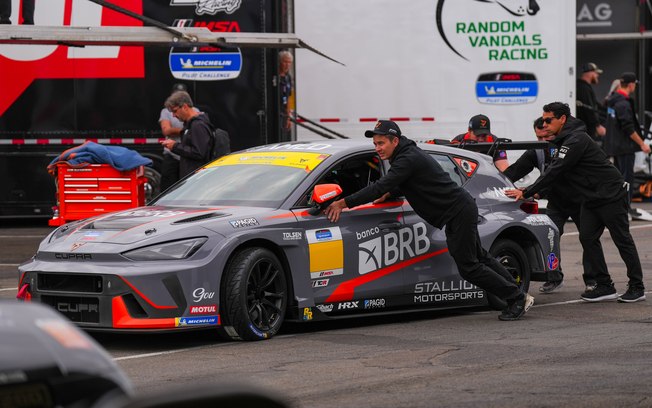 Stallion planeja competir com quatro carros em 2027
