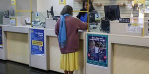 Alerta: golpe promete devolver valor às vítimas de fraude no INSS
