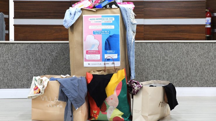 Campanha arrecada absorventes para mulheres em vulnerabilidade