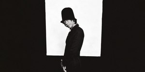 Djavan lança disco e anuncia show de sucessos em estádios