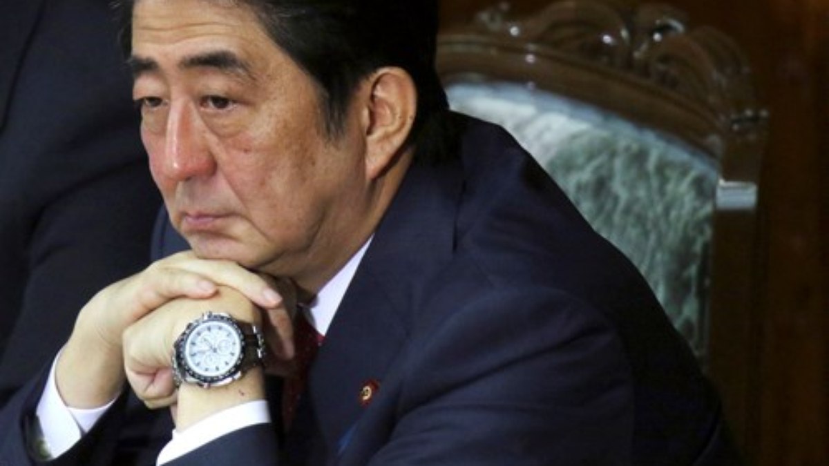 Ex-primeiro-ministro do Japão Shinzo Abe, morto a tiros durante um comício político