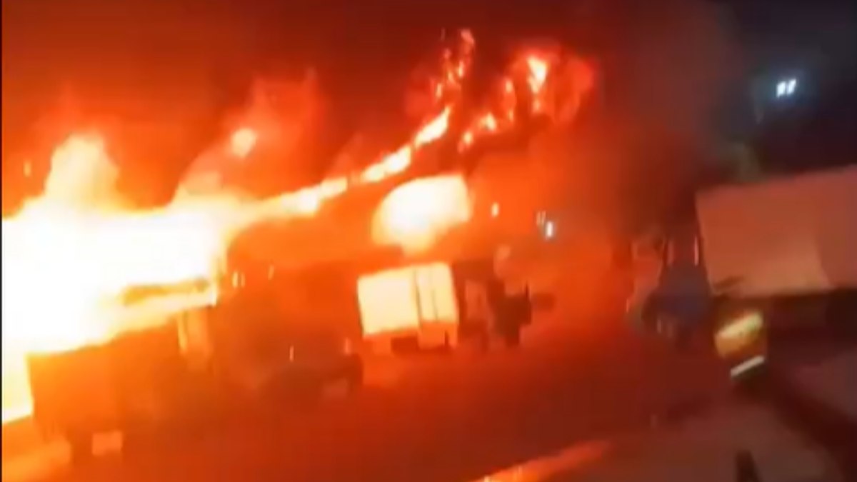 Fogo atingiu ao menos 28 lojas do Ceasa