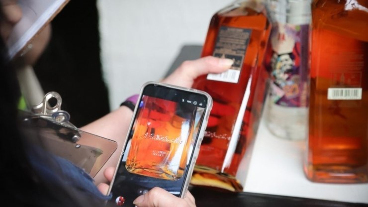 Bebidas alcoólicas falsificadas: como a lei protege consumidores e marcas