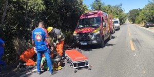 Motorista cai em ribanceira em GO e é resgatado três dias depois