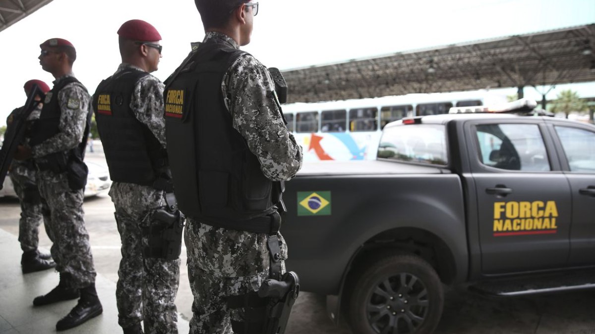 Agentes da Força Nacional iniciam vão continuar no Rio de Janeiro