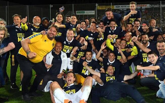 Parma penalizado com perda de um ponto na classificação da Serie B italiana