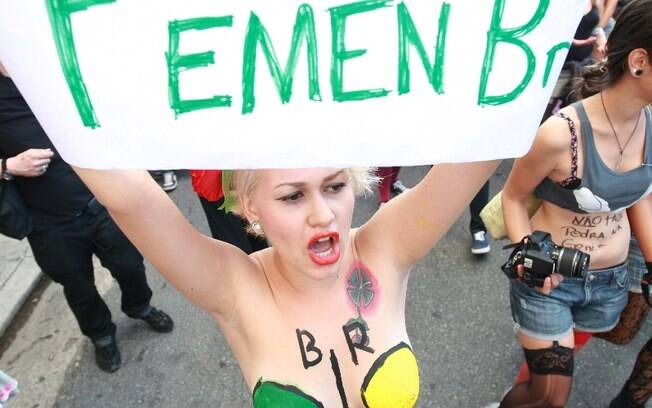 Sara Winter fundou o movimento Femen no Brasil.