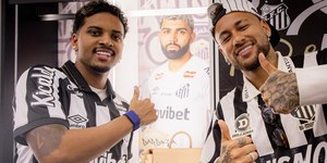 Neymar rebate sobre lesão preocupar para Copa: "Problema do quê?"