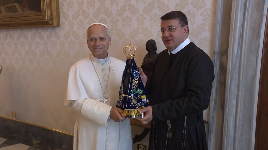 Papa recebe Imagem de Nossa Senhora Aparecida em audiência privada pelos 20 anos Papa recebe Imagem de Nossa Senhora Aparecida em audiência privada pelos 20 anos