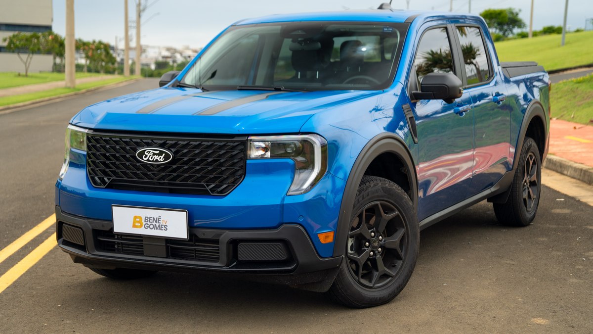 Ford Maverick Lariat Black