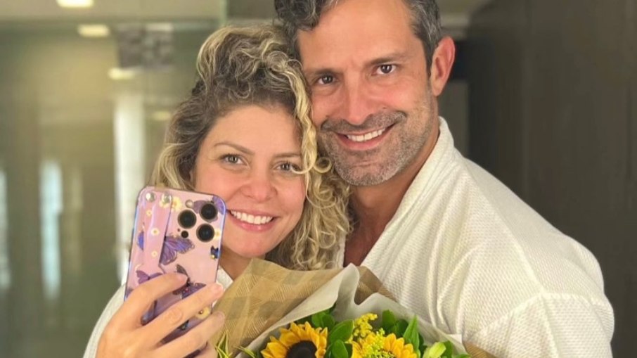Bárbara Borges e Iran Malfitano aproveitam noite romântica em hotel no Rio