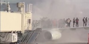 VÍDEO: avião cai perto de aeroporto no Texas; piloto morreu
