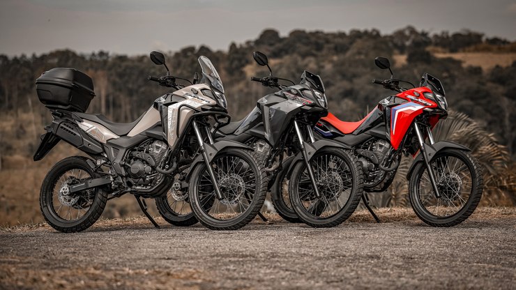 Honda apresenta XRE 300 Sahara 2026 com novas cores e preços