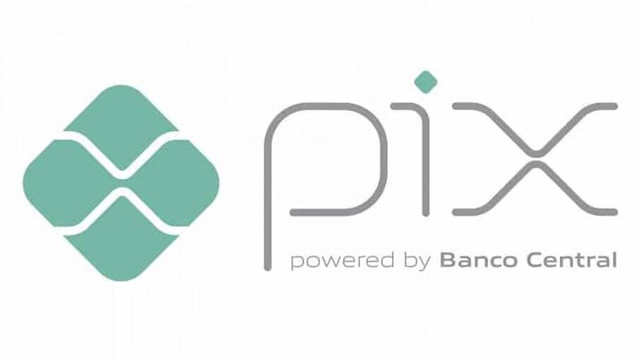 Pix impulsiona transações em tempo real no Brasil
