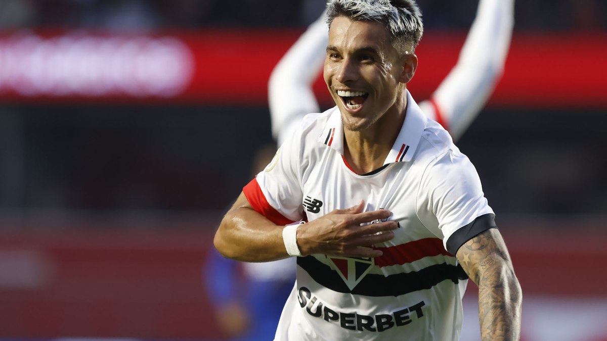 Ferreirinha responde Neto sobre 'meta' de dez gols no São Paulo Ferreirinha responde Neto sobre 'meta' de dez gols no São Paulo