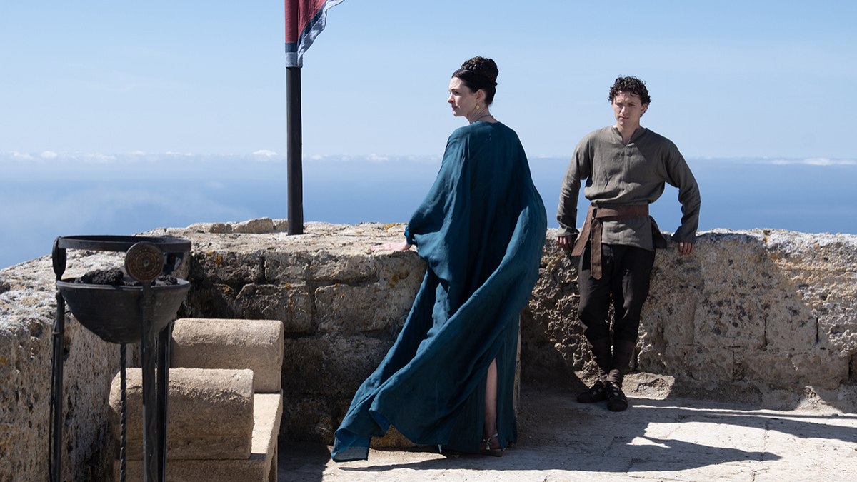 'A Odisseia', de Christopher Nolan, arrecadou US$ 1,352 bilhão mundialmente, se tornando a produção com classificação adulta de maior bilheteria da história do cinema 'A Odisseia', de Christopher Nolan, arrecadou US$ 1,352 bilhão mundialmente, se tornando a produção com classificação adulta de maior bilheteria da história do cinema