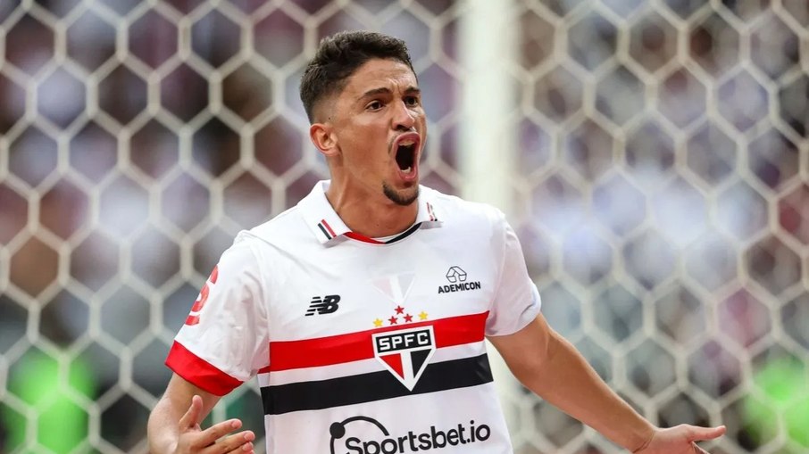 Pablo Maia volta a ser desfalque no São Paulo Pablo Maia volta a ser desfalque no São Paulo