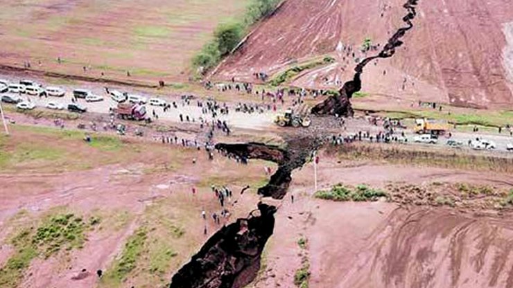 Fenda%20na%20%C3%81frica%20cresce%20e%20pode%20dar%20origem%20a%20novo%20oceano