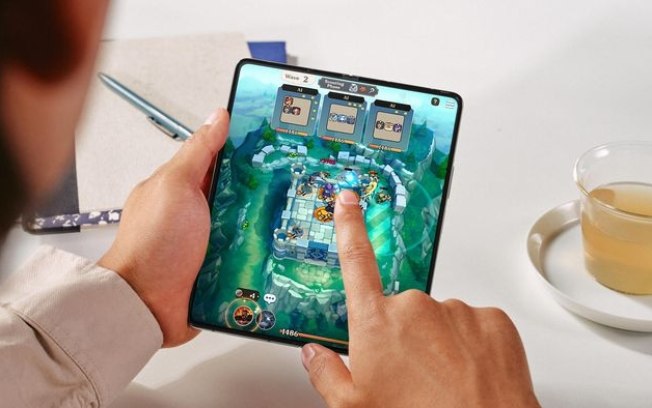 Galaxy Z Fold 6 terá mesma potência de recarga vista há quatro gerações