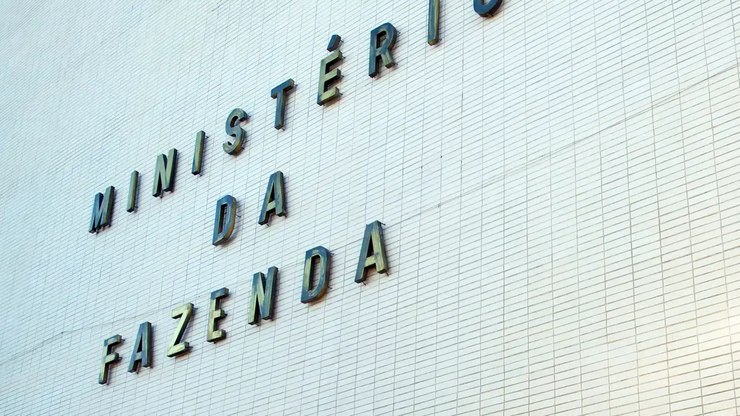 IOF: governo
sobe imposto sobre empréstimos de empresas